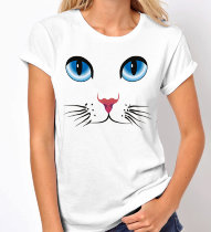 Женская футболка с глазами кошки