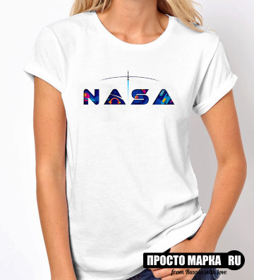 Женская футболка с надписью NASA